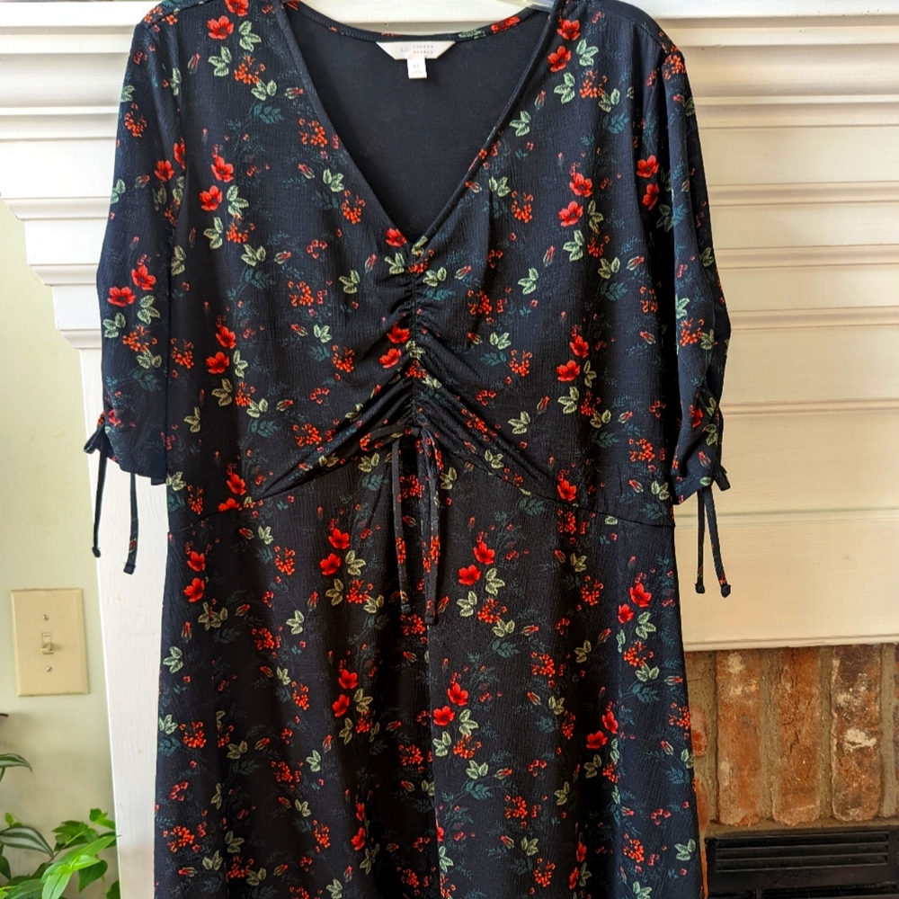 Lauren Conrad Black Floral Dress XL - Witchy Colors